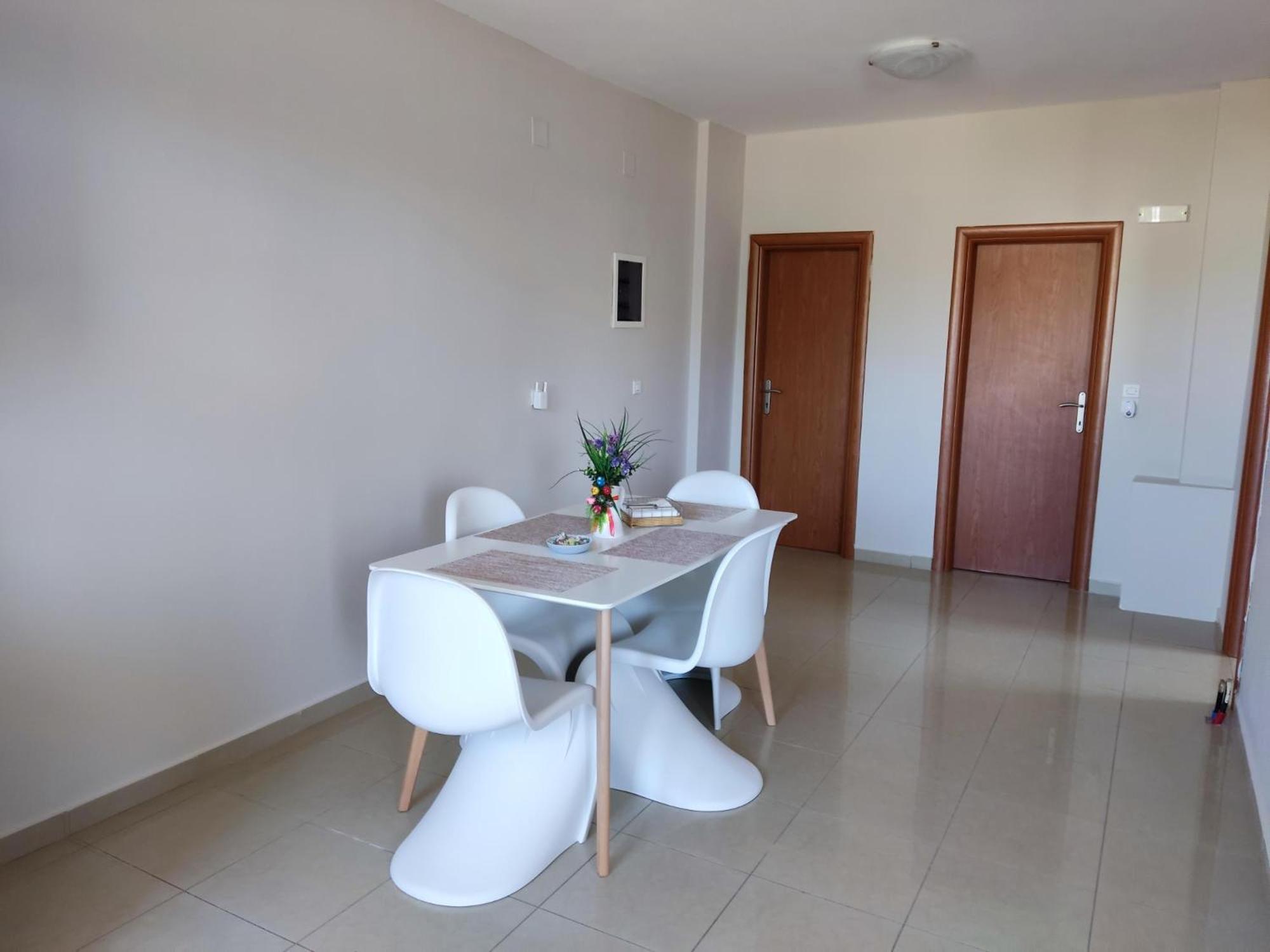Mama Marina Apartement Near To The Airport 2 Antimachia Ngoại thất bức ảnh